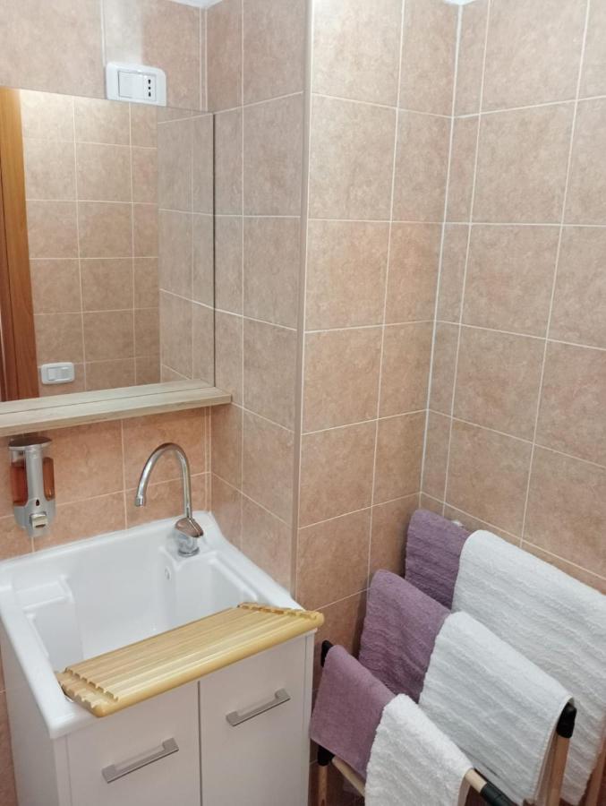 Casa Vacanze Da Clara Καστροβιλάρι Εξωτερικό φωτογραφία