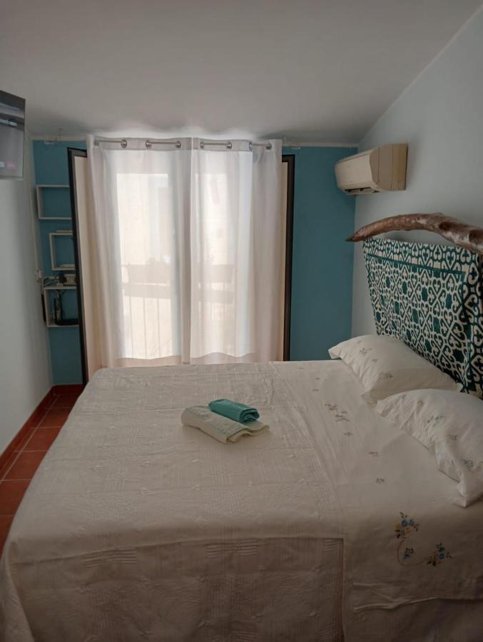 Casa Vacanze Da Clara Καστροβιλάρι Εξωτερικό φωτογραφία