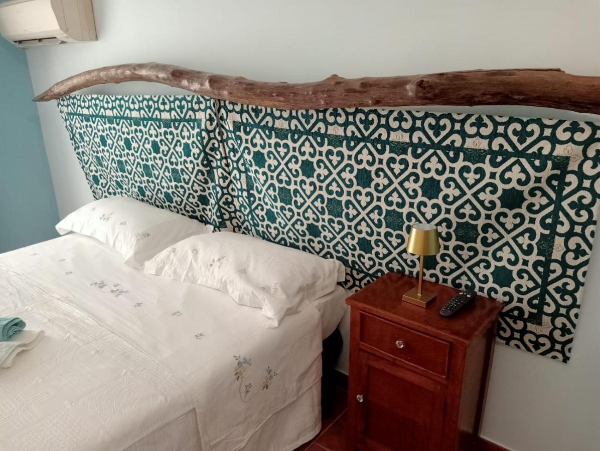 Casa Vacanze Da Clara Καστροβιλάρι Εξωτερικό φωτογραφία