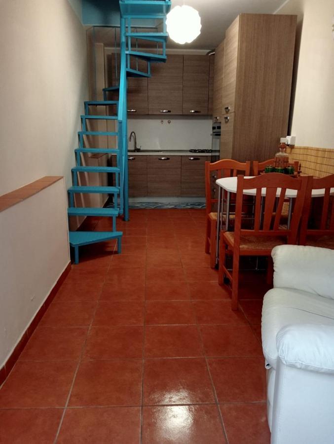 Casa Vacanze Da Clara Καστροβιλάρι Εξωτερικό φωτογραφία